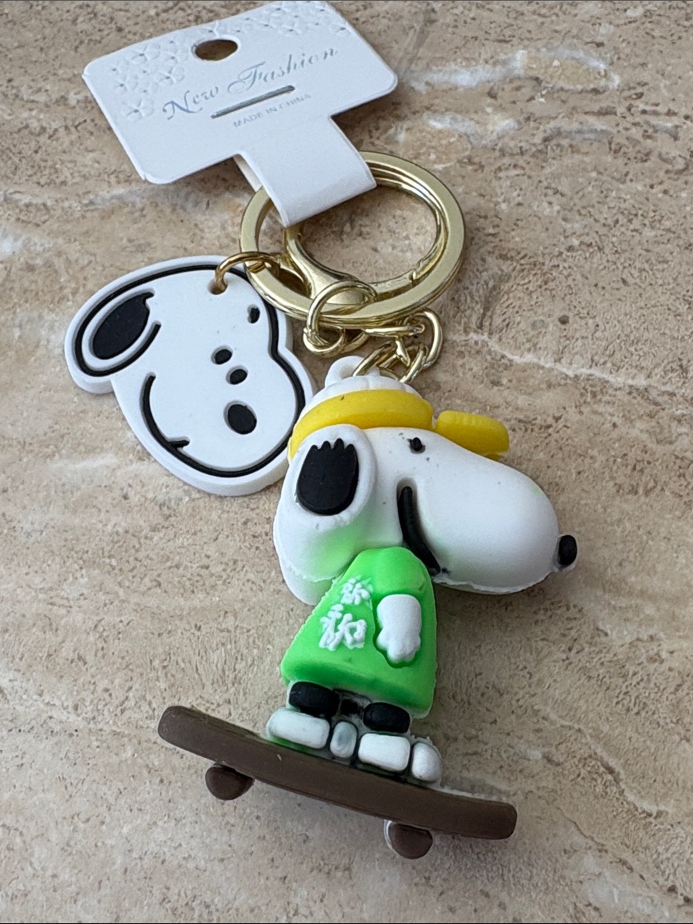 Peanuts Snoopy on Skateboard Keychain Bag Charm New - White & Green